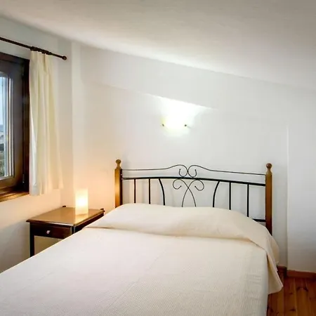 Katevi Luxury Seafront *