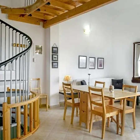 Katevi Luxury Seafront *