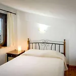 Katevi Luxury Seafront *