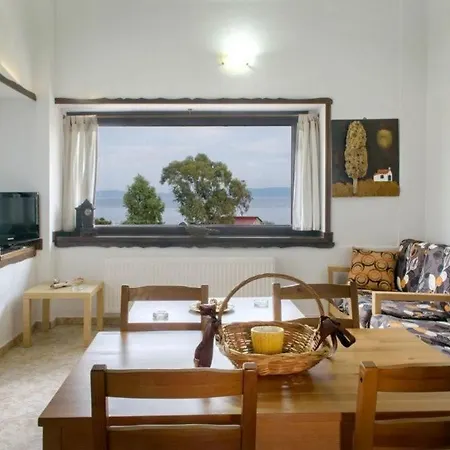 Katevi Luxury Seafront * Ierissos