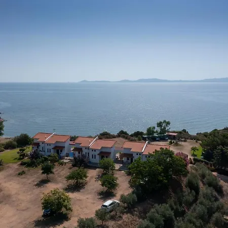 Katevi Luxury Seafront Ierissos