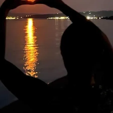 Katevi Luxury Seafront * Jeriszósz