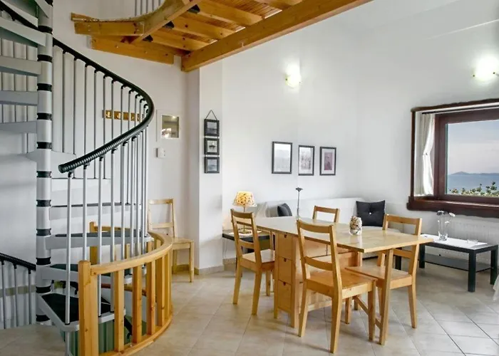 Katevi Luxury Seafront *