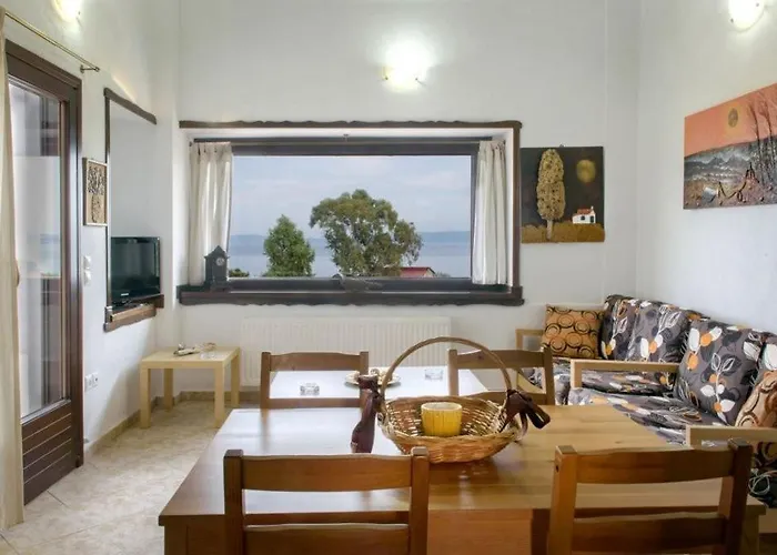 Katevi Luxury Seafront * Ierissos