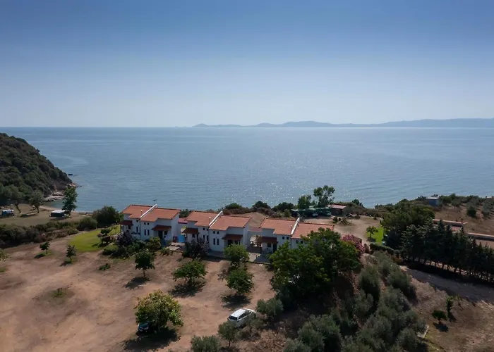 Katevi Luxury Seafront Ierissos