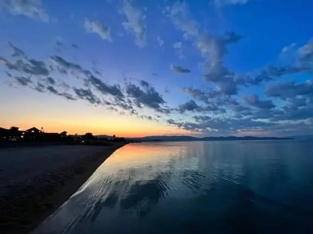 Katevi Luxury Seafront Ierissos