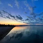 Katevi Luxury Seafront Ierissos