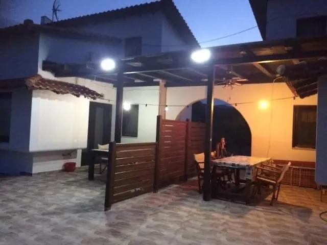 Katevi Luxury Seafront Villa Ierissós